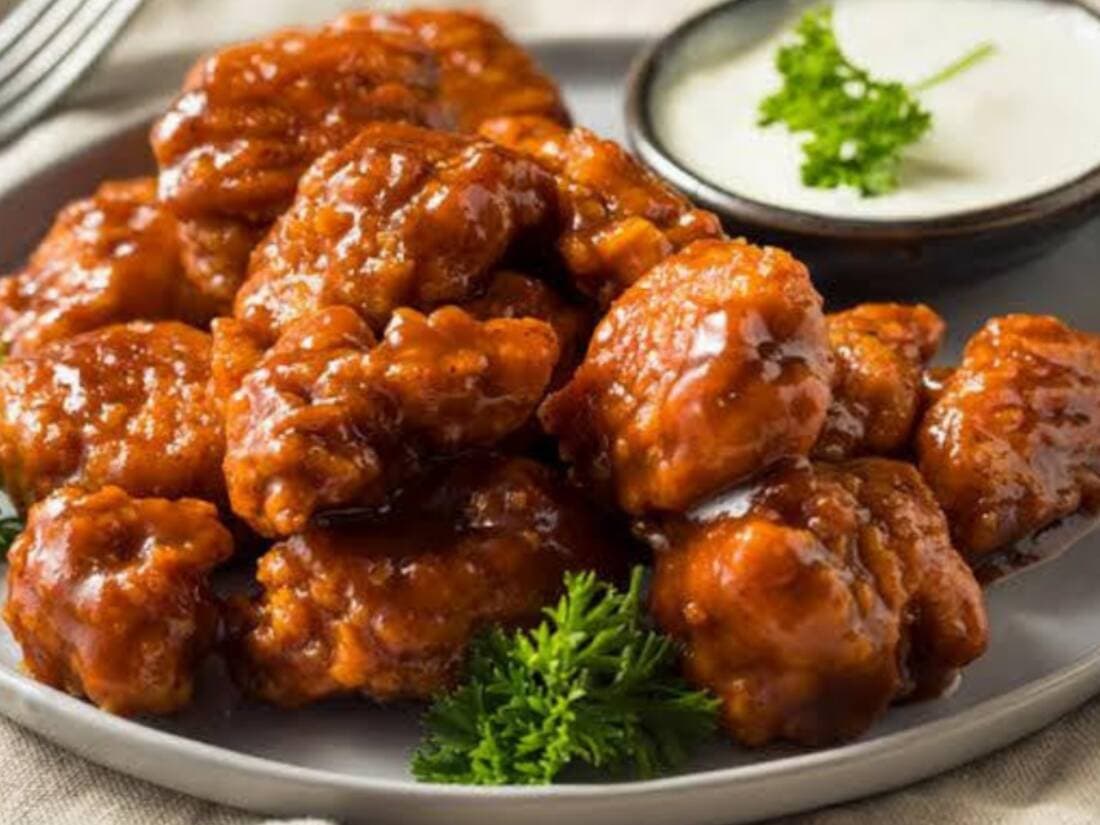 Boneless Burgers & Wings