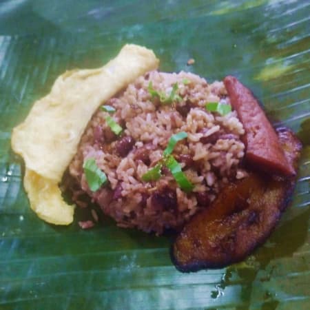 Pinto En Hoja De Plátano..