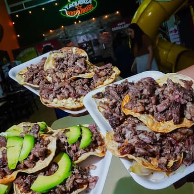 orden Tostadas Carne con Queso