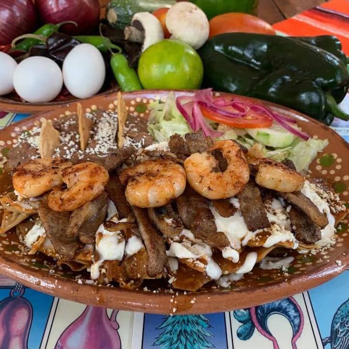 Chilaquiles Mar y Tierra