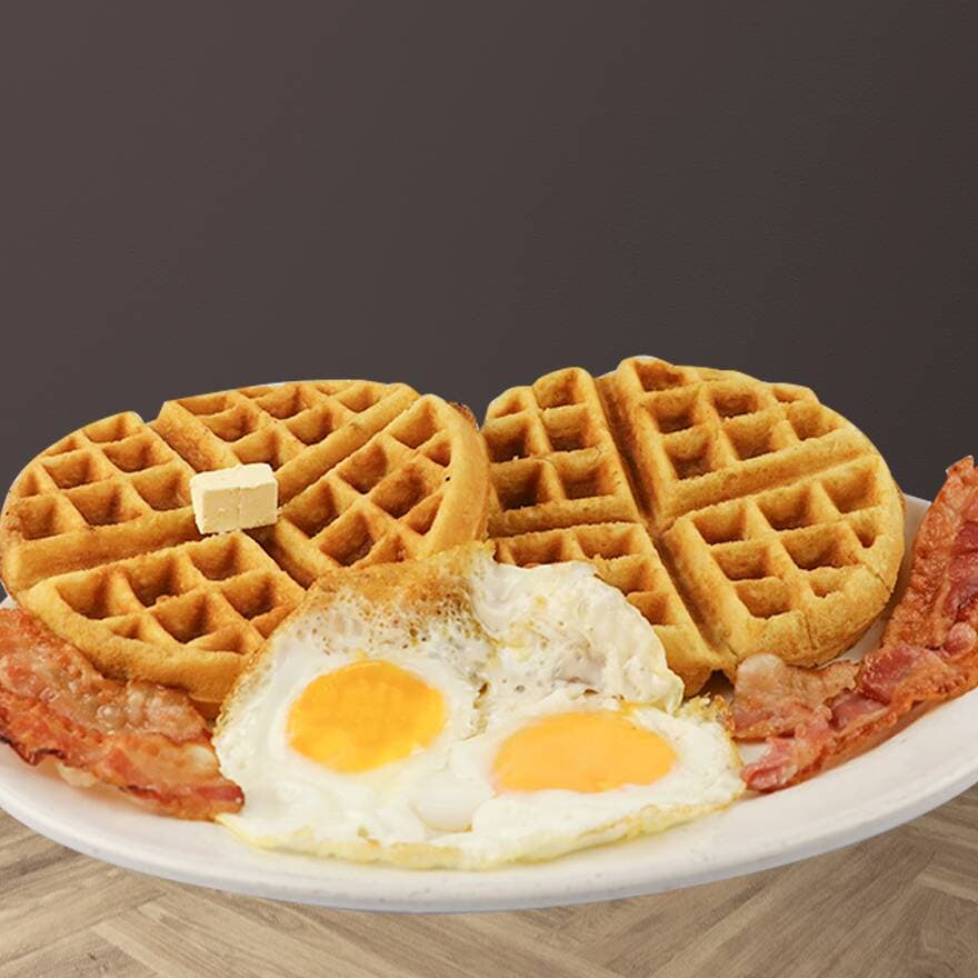 Waffle Americano (Huevos Estrellados)