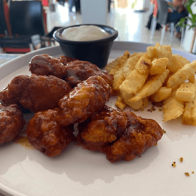 Boneless Con Papas