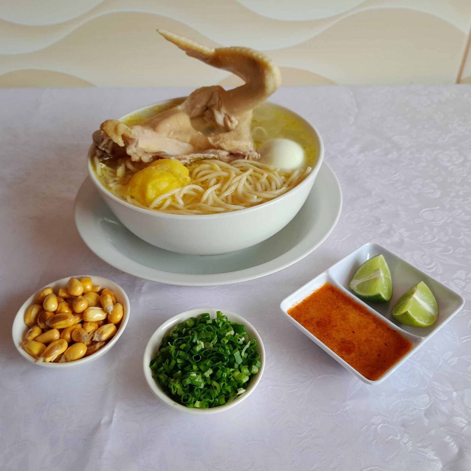 Caldo de Gallina con Presa Grande