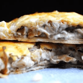 EMPANADA DE CHAMPIÑON