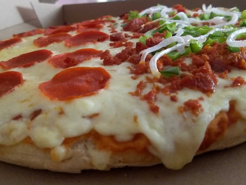 Empanadas & Pizzas Toto