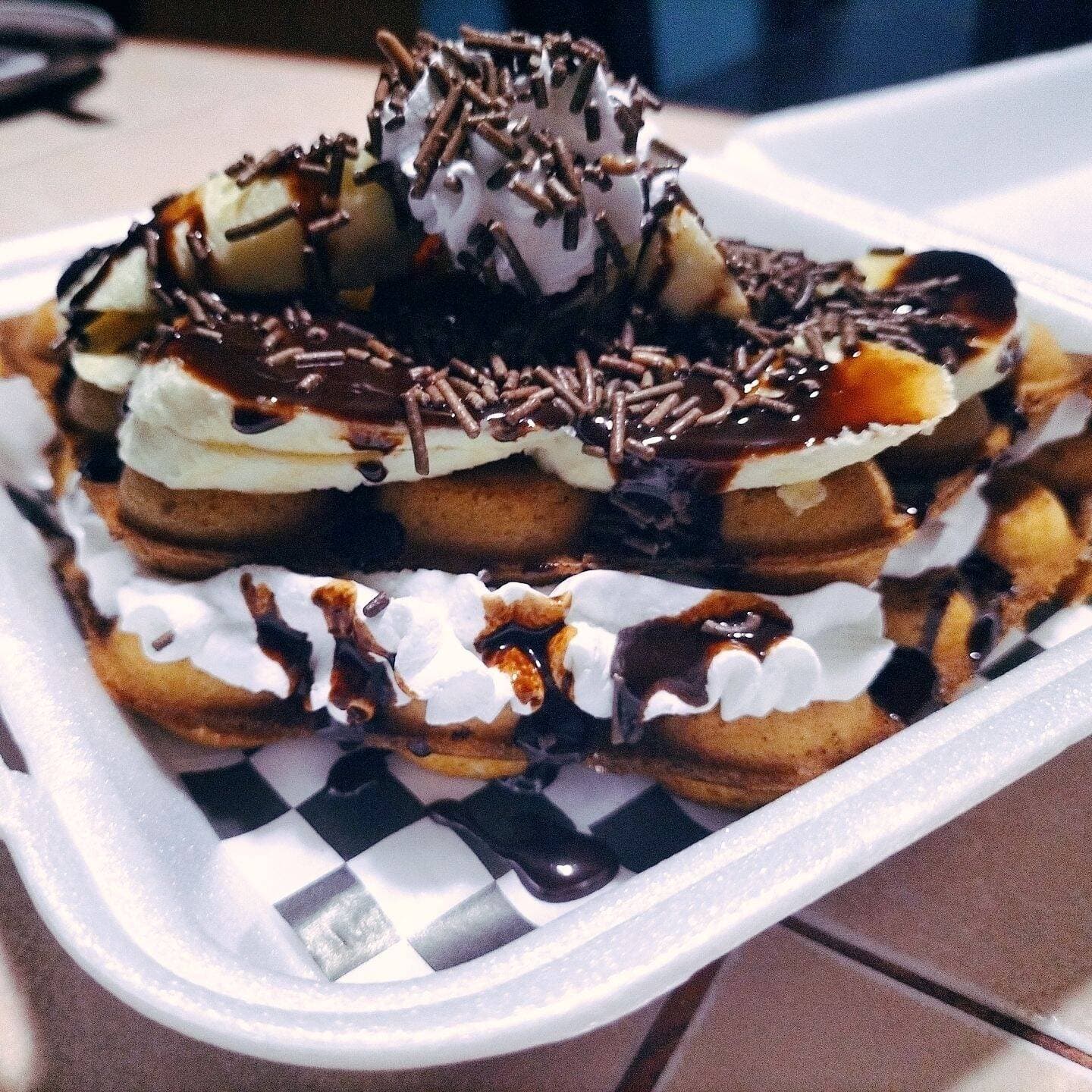 🧇✨🫧TORRE DE WAFFLES 🫧✨🧇