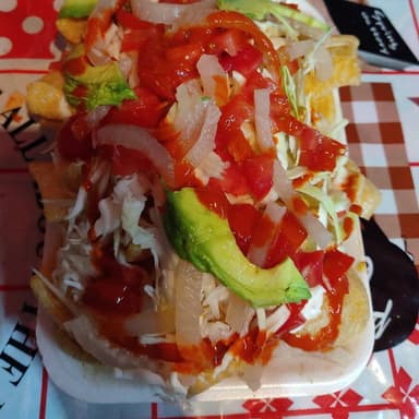 Charola de chicharrones