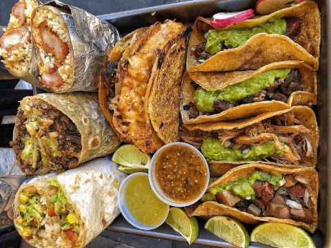Tacos y Lonches el Moreno