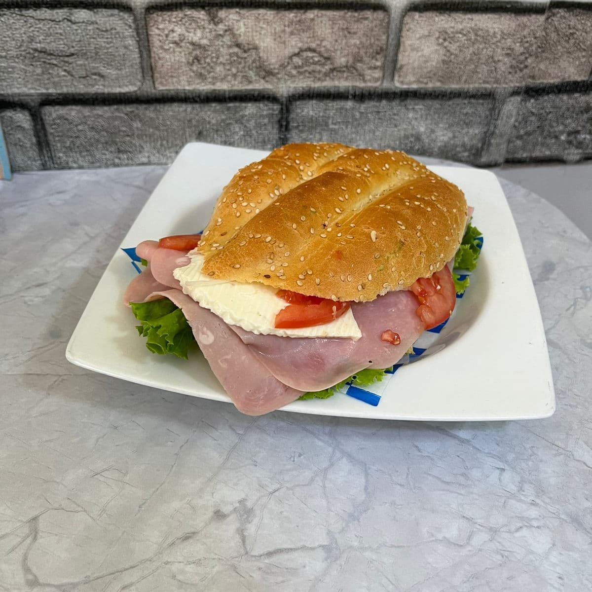 Torta de Jamón + Coca Cola