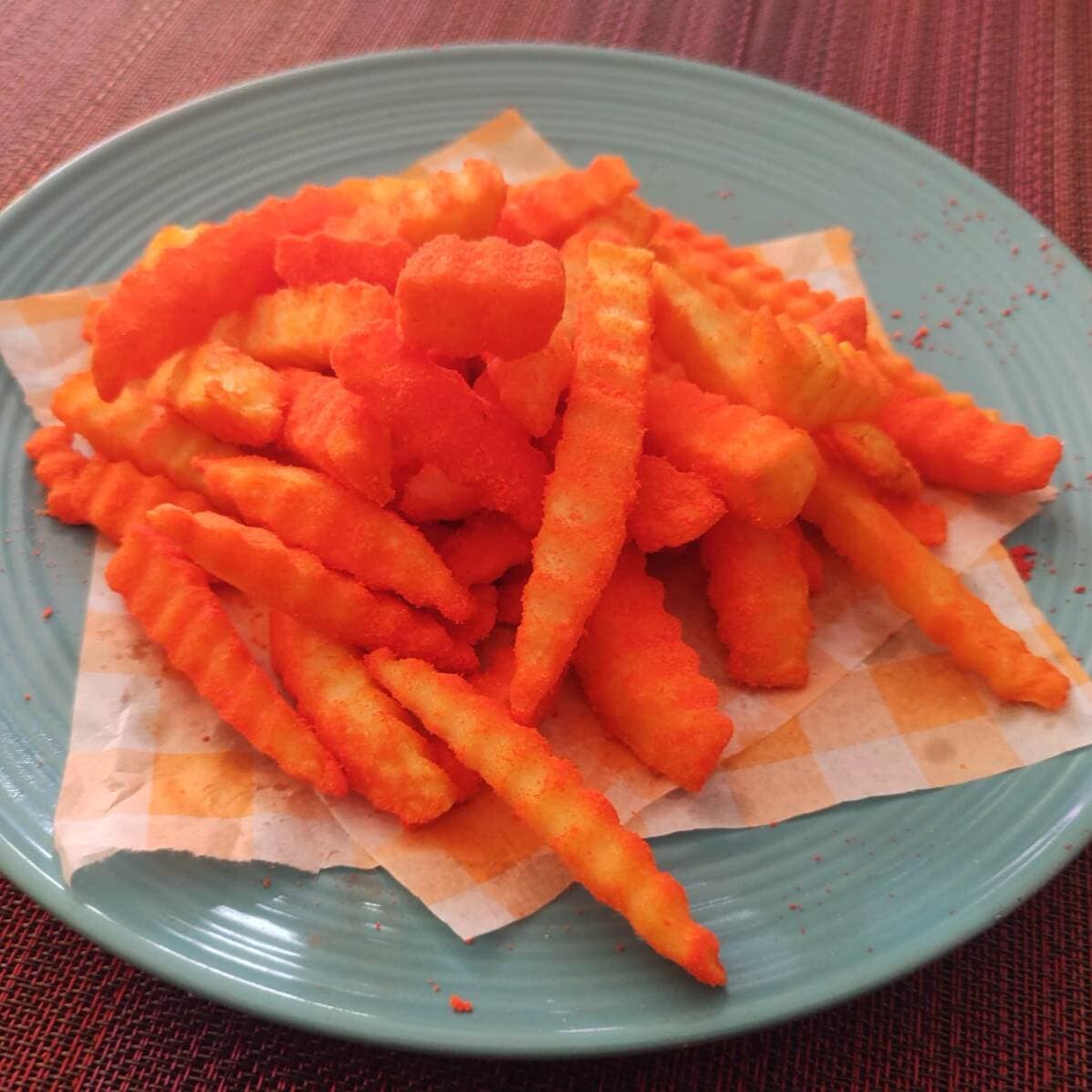 Orden de Papas a la Francesa Queso Intenso