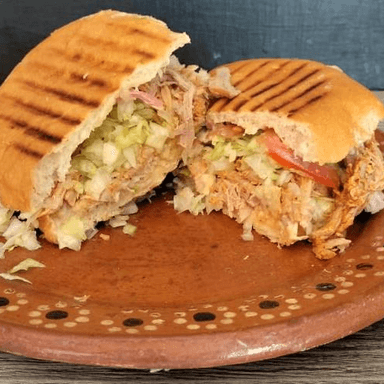 Torta de Cochinita Sencilla.