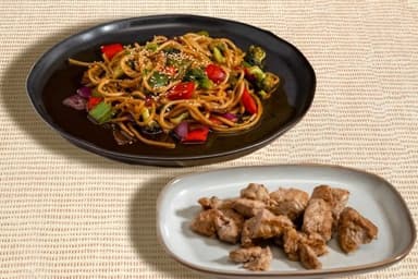 Noodles Asiáticos con arrachera