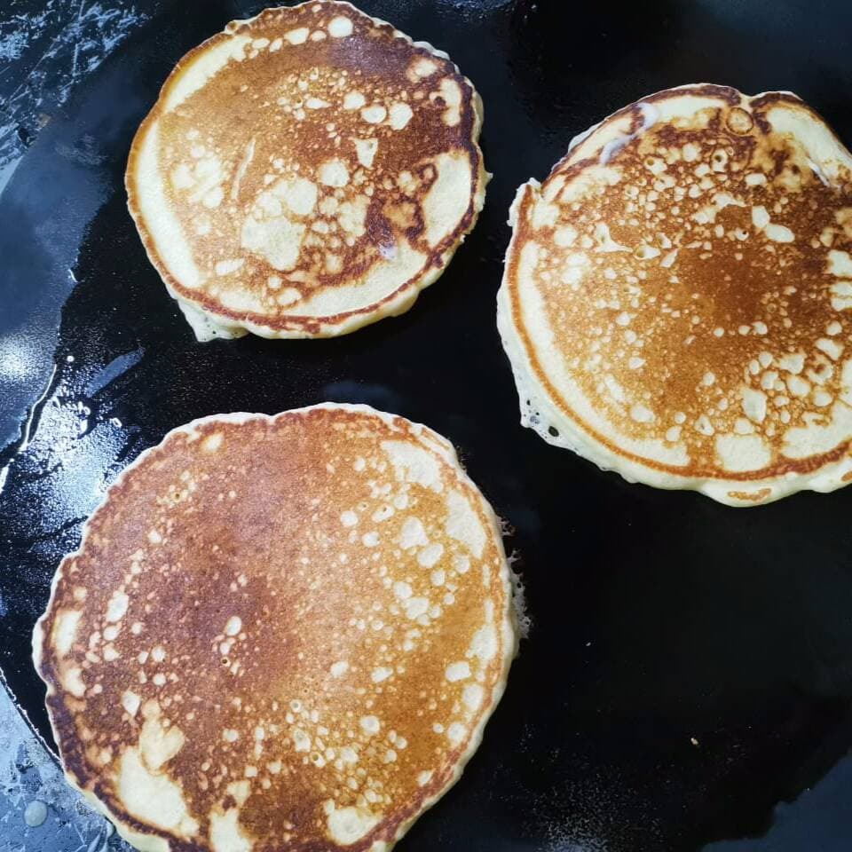COMBO MOKACCINO Y HOT CAKES