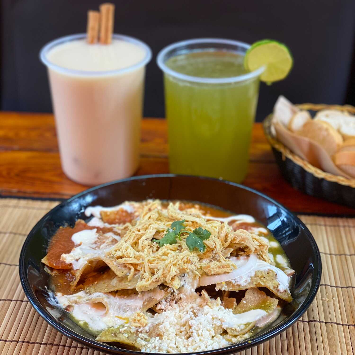 Chilaquiles con Pollito