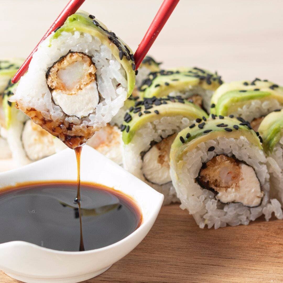 1 Tabla de Makis + Arroz Chaufa de Pollo + Gaseosa