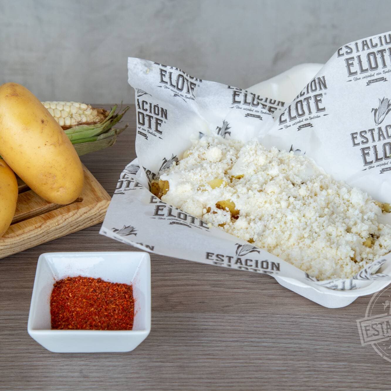 Combinado Papa / Elote con Queso, Crema y Mayonesa