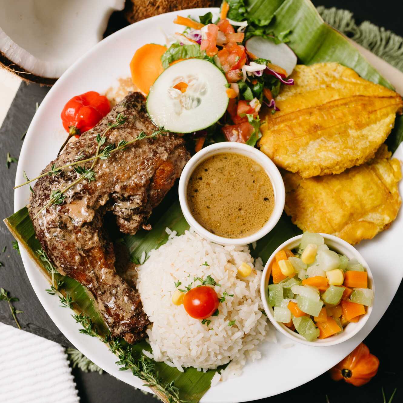 Pollo Caribeño + Bebida