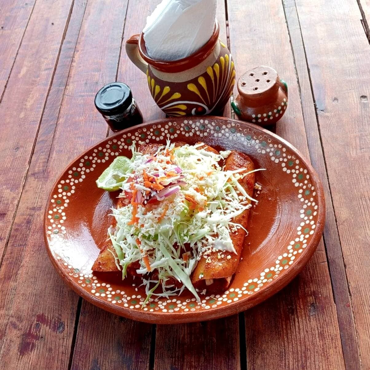 Enchiladas (5 Pzas) Pollo,pierna o Picadillo