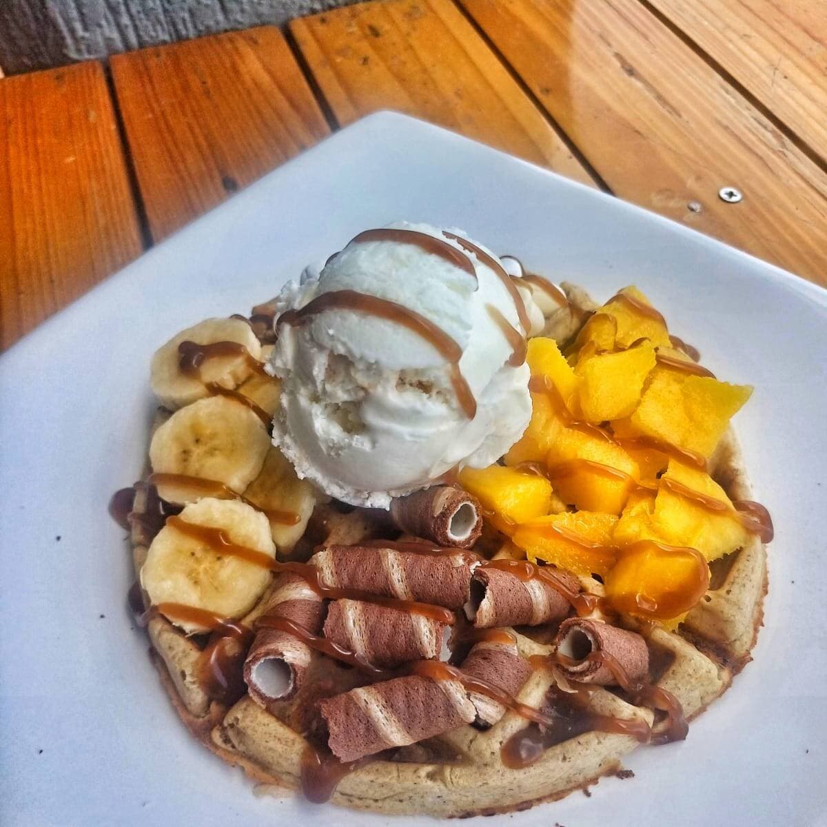 Waffle con Helado