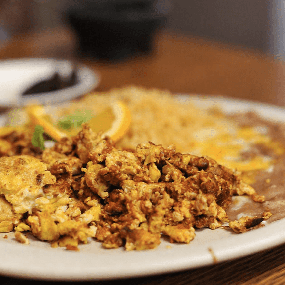 Huevos con Chorizo