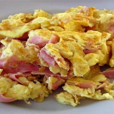 Huevos con jamon