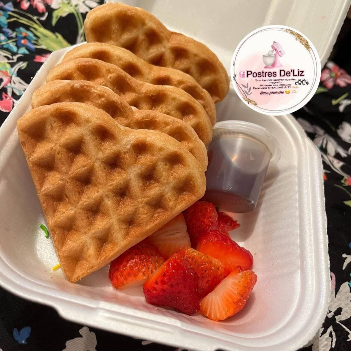 5 Waffles Chicos en Forma de Corazon