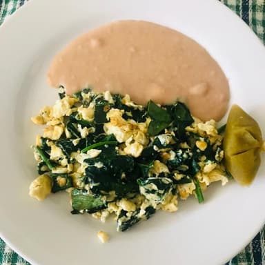 Huevos con Espinaca