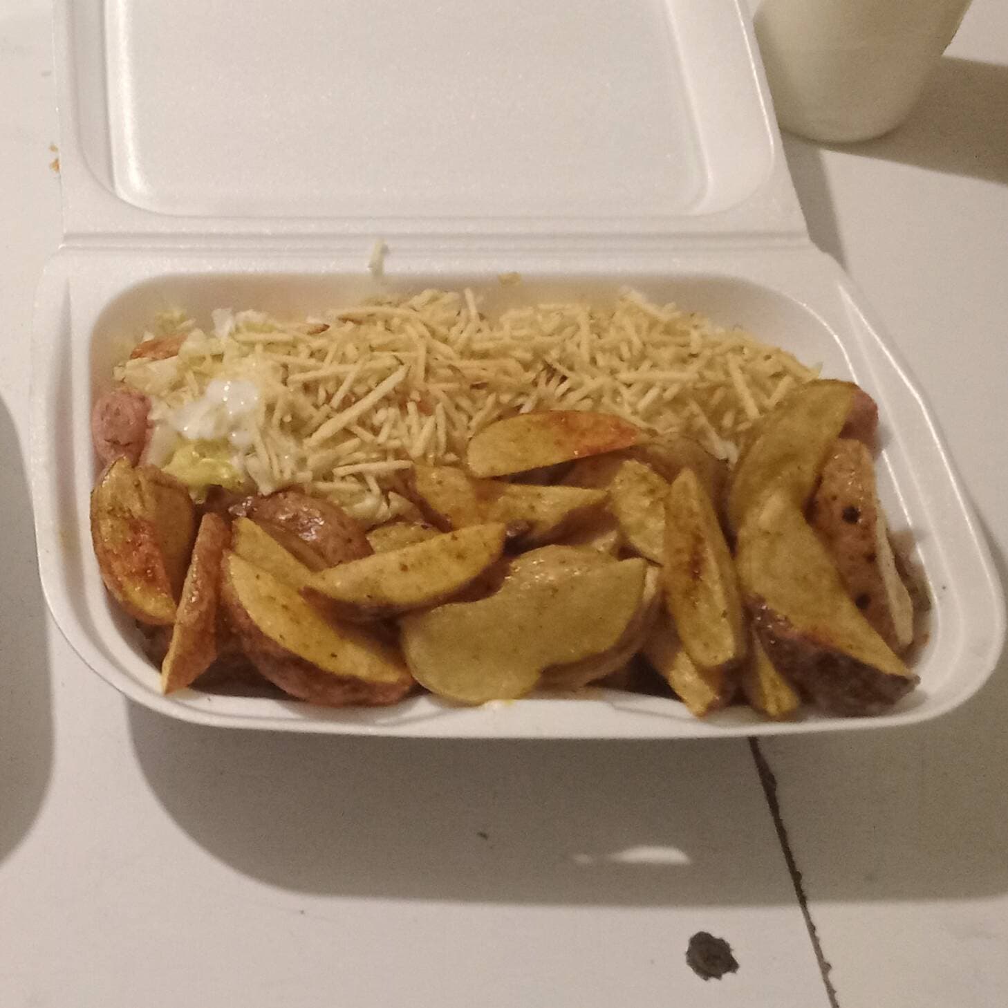 choriperro+papas rusticas fritas