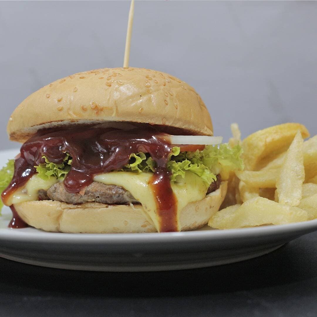 Hamburguesa Mixta + papas