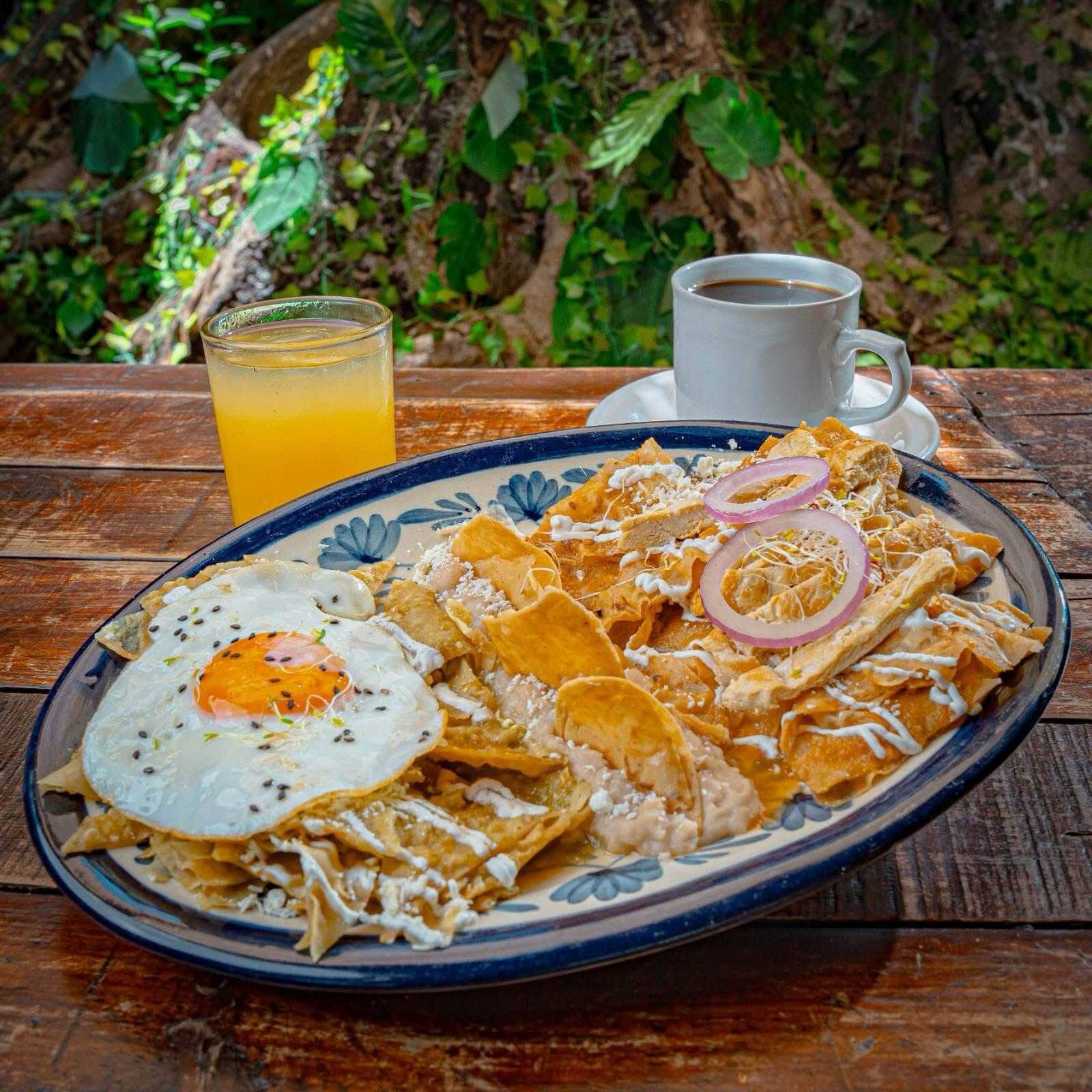 Chilaquiles Divorciados