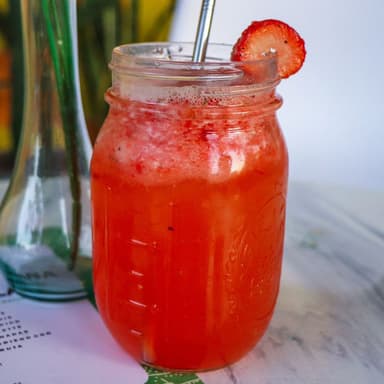 Bebida Tradicional, Limonada con Fresa 1 L