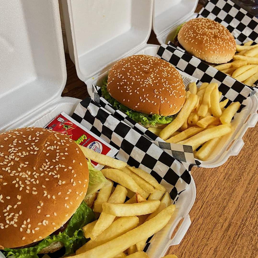 Hamburguesa con papas