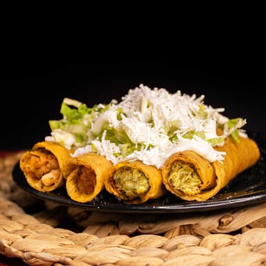 Tacos Dorados (4 Piezas)