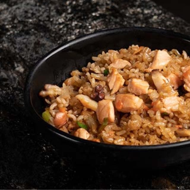 YAKIMESHI DE MARISCOS