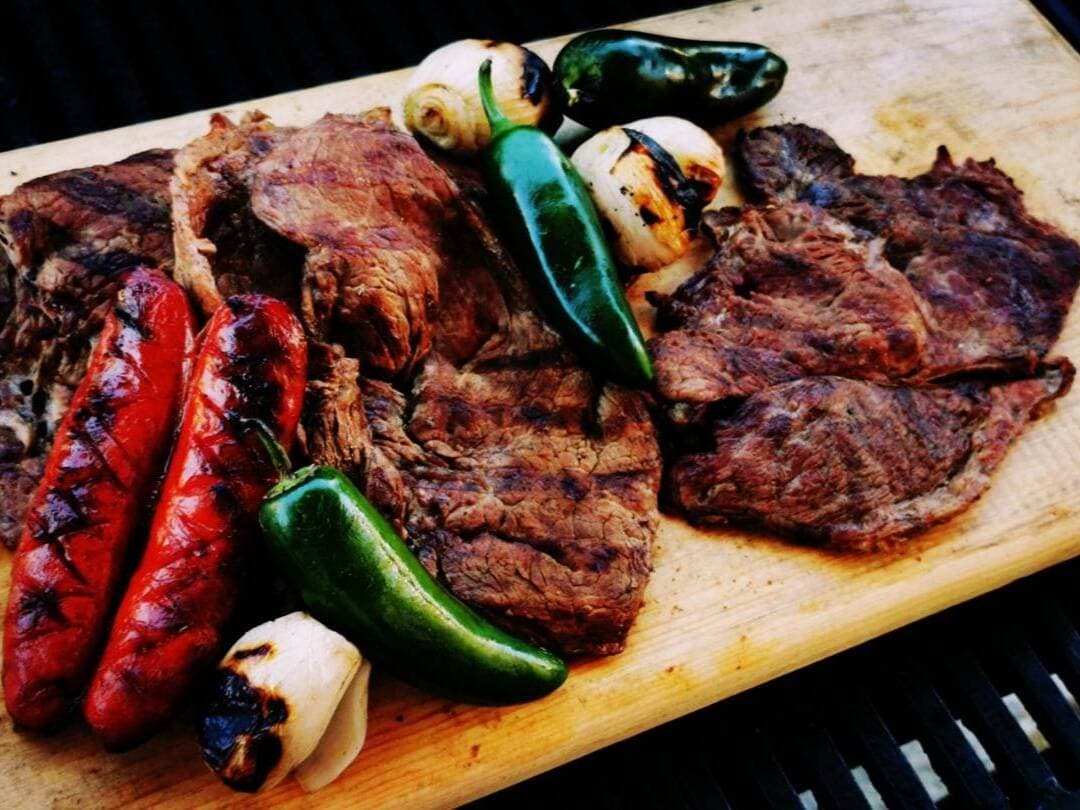 Carnes Asadas  "Mamá Alicia"