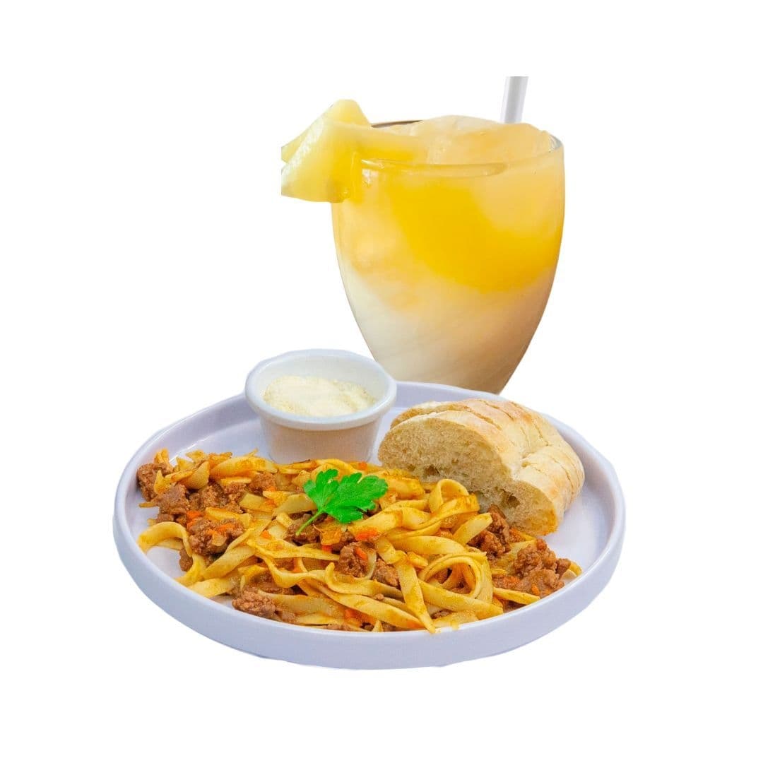 Combo 1 Pasta a la Bolognesa + 1 Piñada