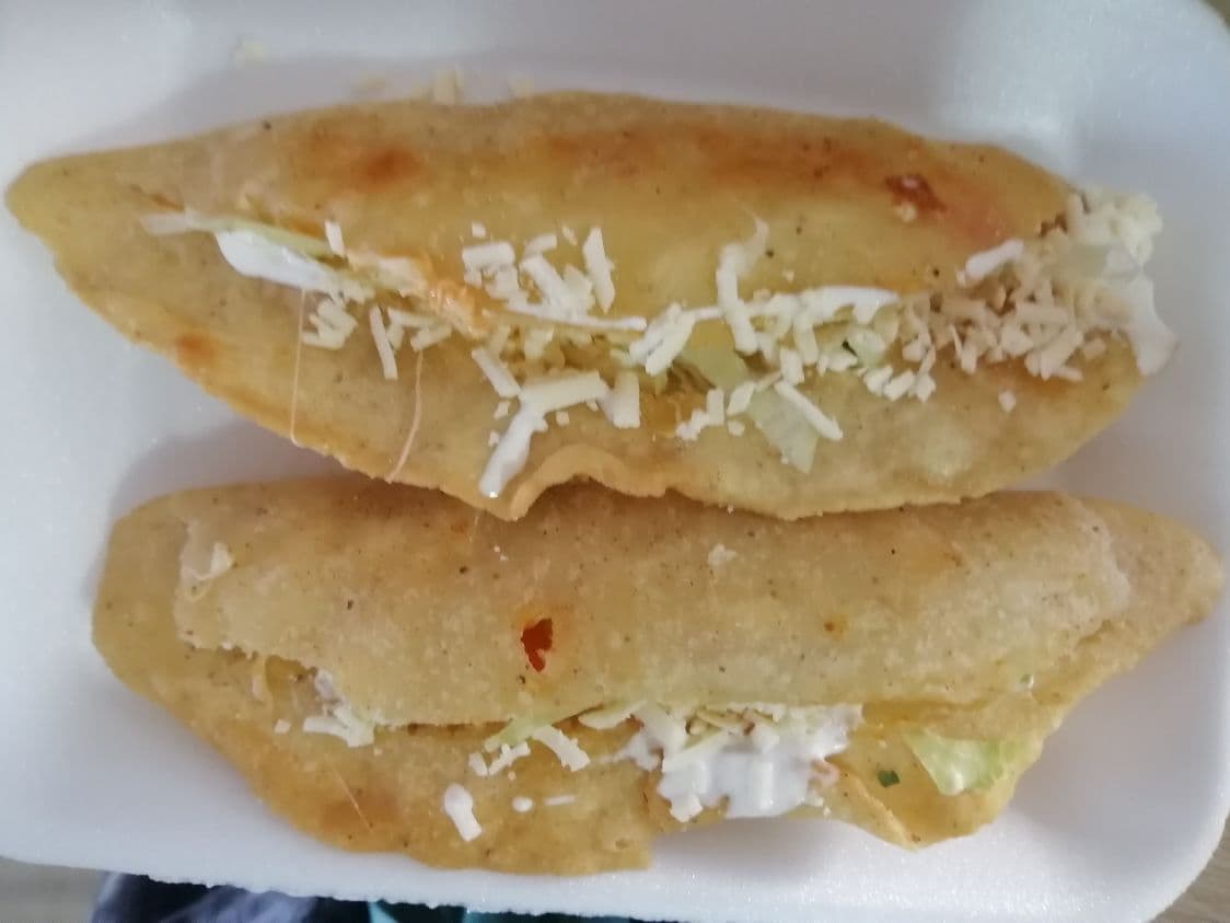 QUESADILLA TINGA DE POLLO