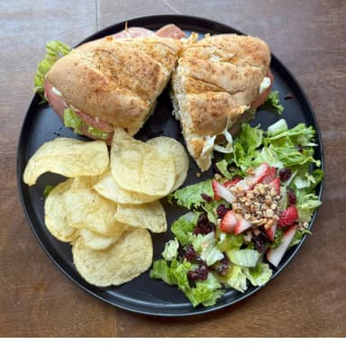 Baguette Carnes Frías