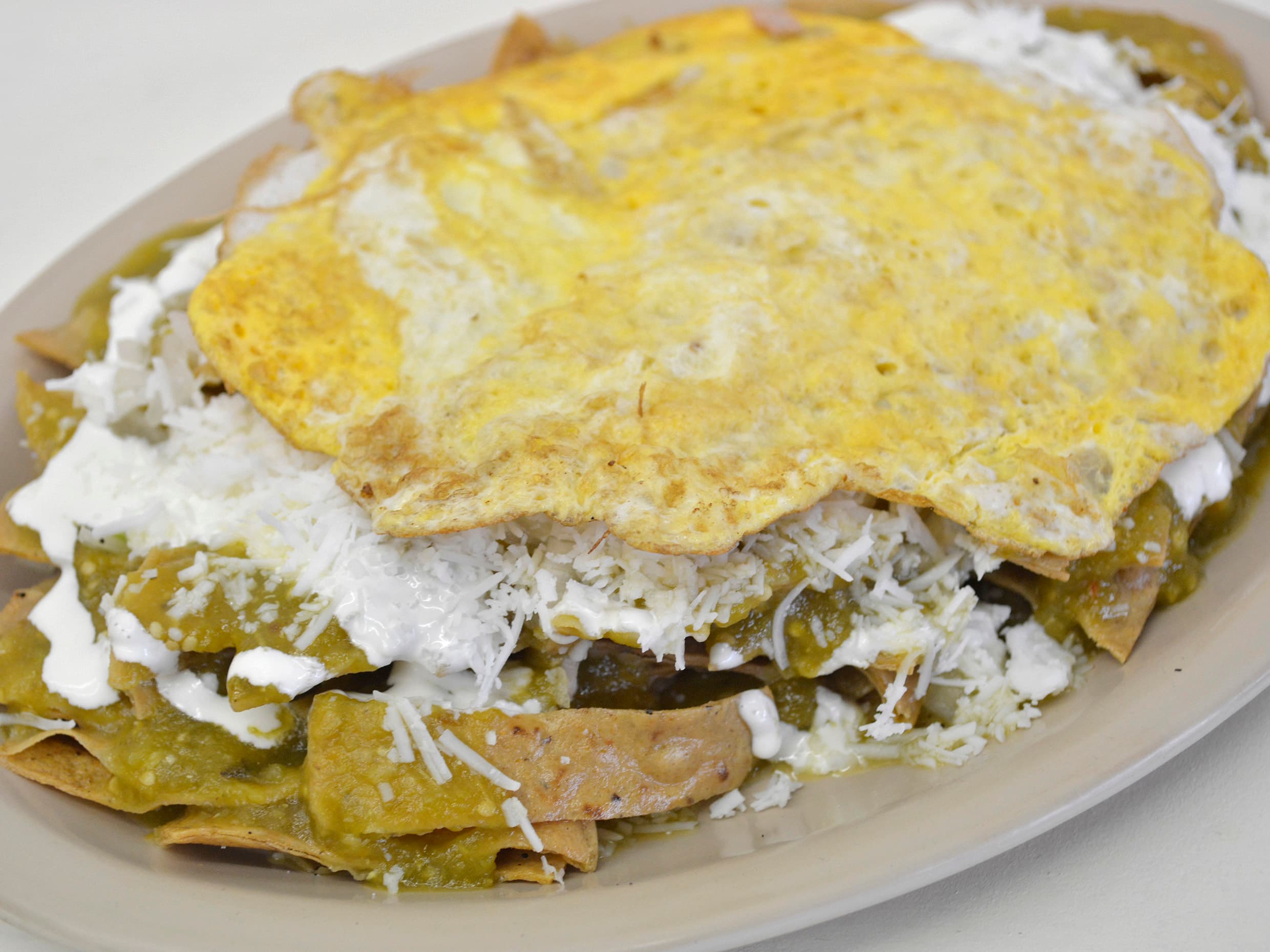 Chilaquiles con Huevo