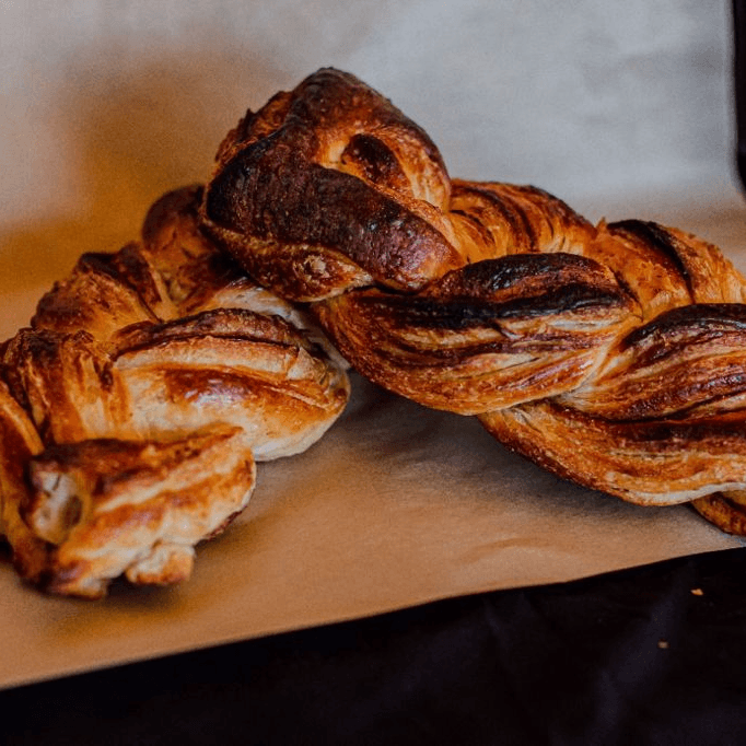 Trenza Masa Madre con Canela