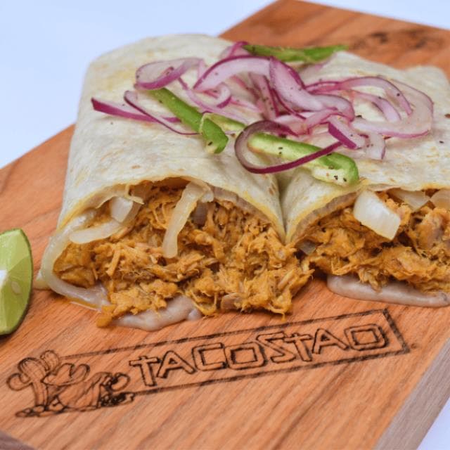 COMBO 4:  1 TORTILLON+2 FRIJOLES CHARROS