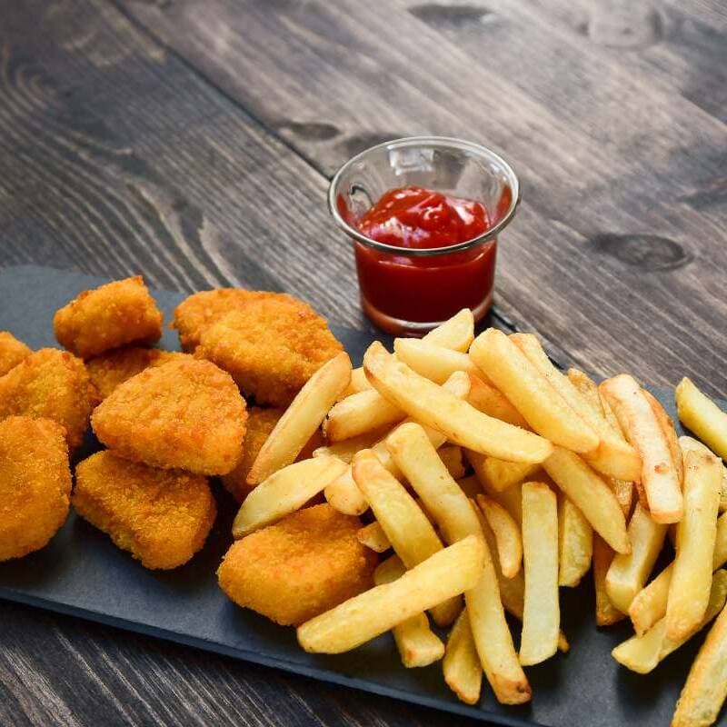 Nuggets con papas