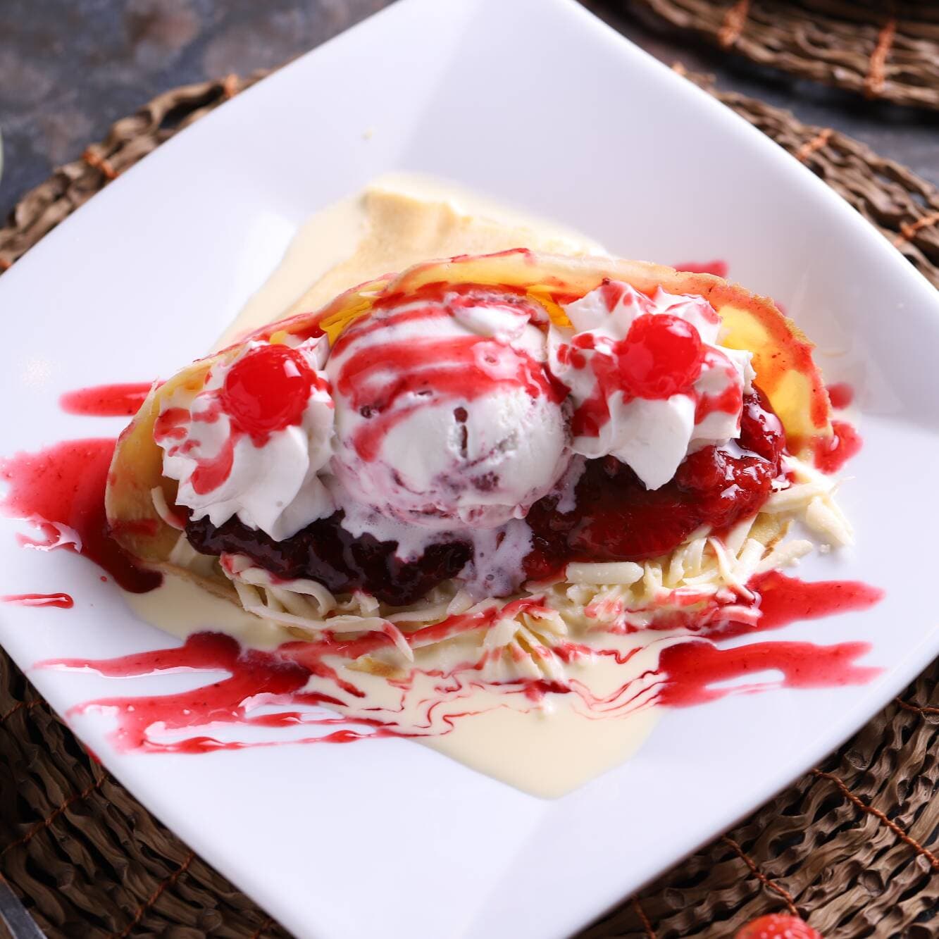 Crepe Frutos Rojos Mediano