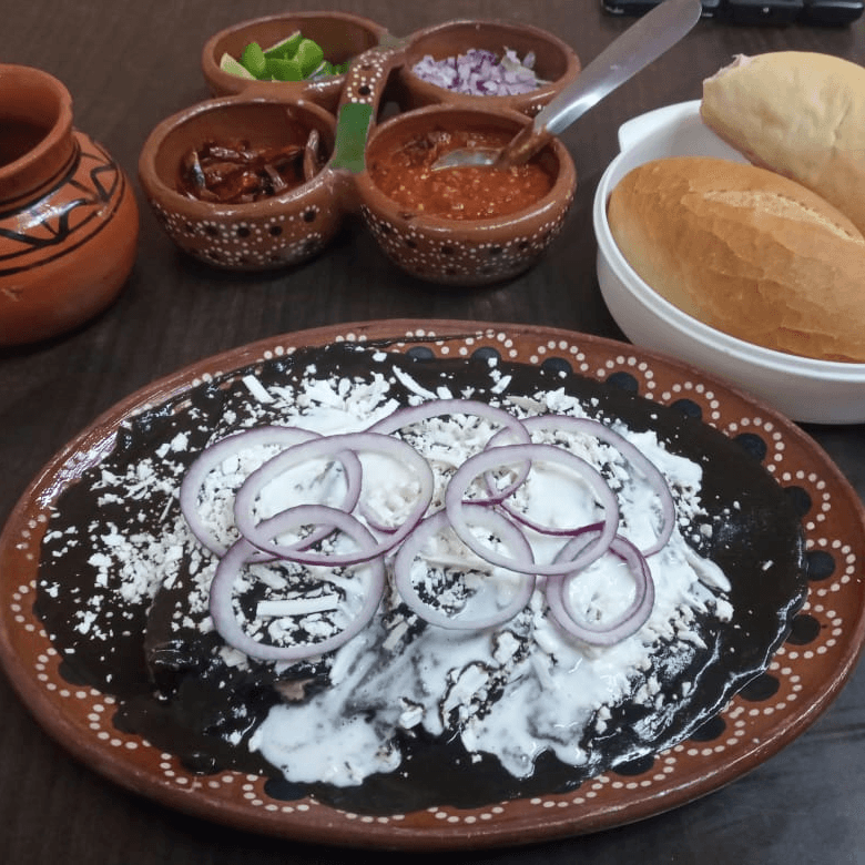 Enchiladas de Mole