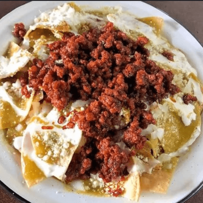Chilaquiles Verdes / Longaniza