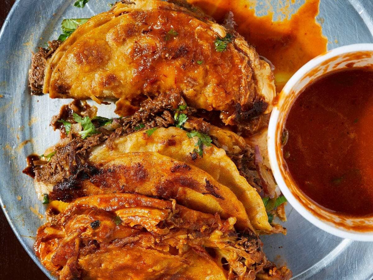 Quesabirrias Morelos (Suc Gastropark)