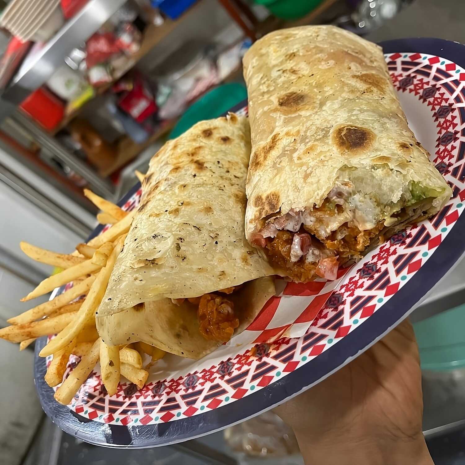 COMBO SUPERBURRO + PAPAS FRITAS + BEBIDA