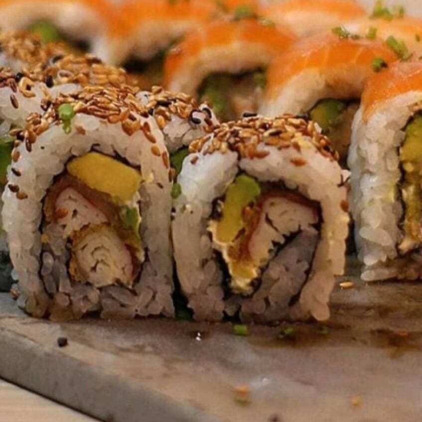 Caracas roll 10 Bocados