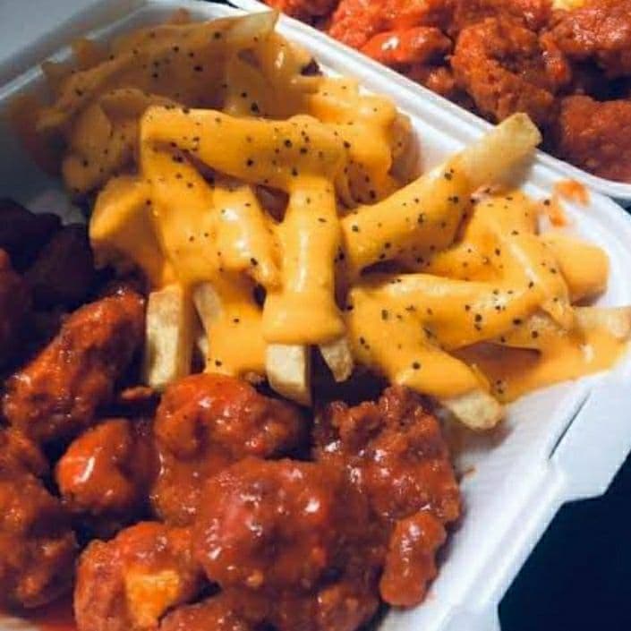 BONELES MEDIUM CON QUESO