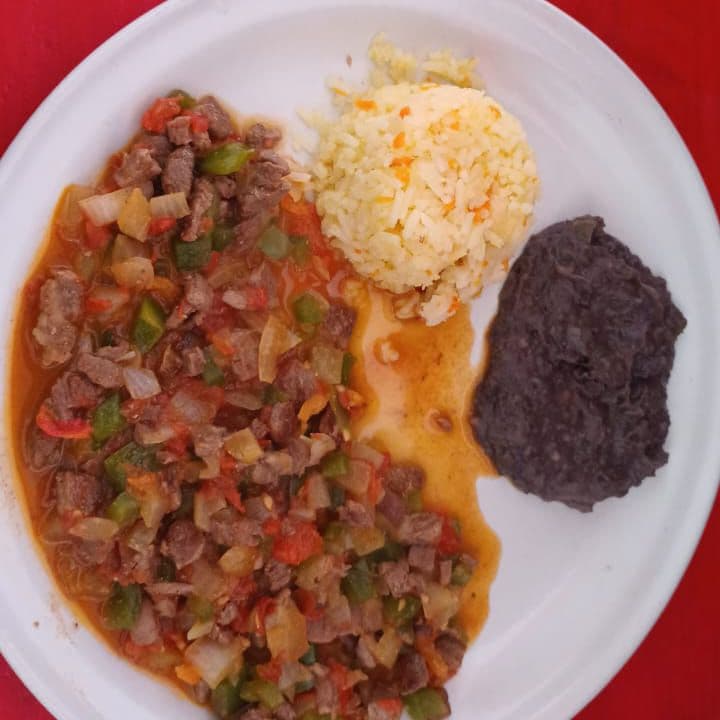 Bisteces A La Mexicana